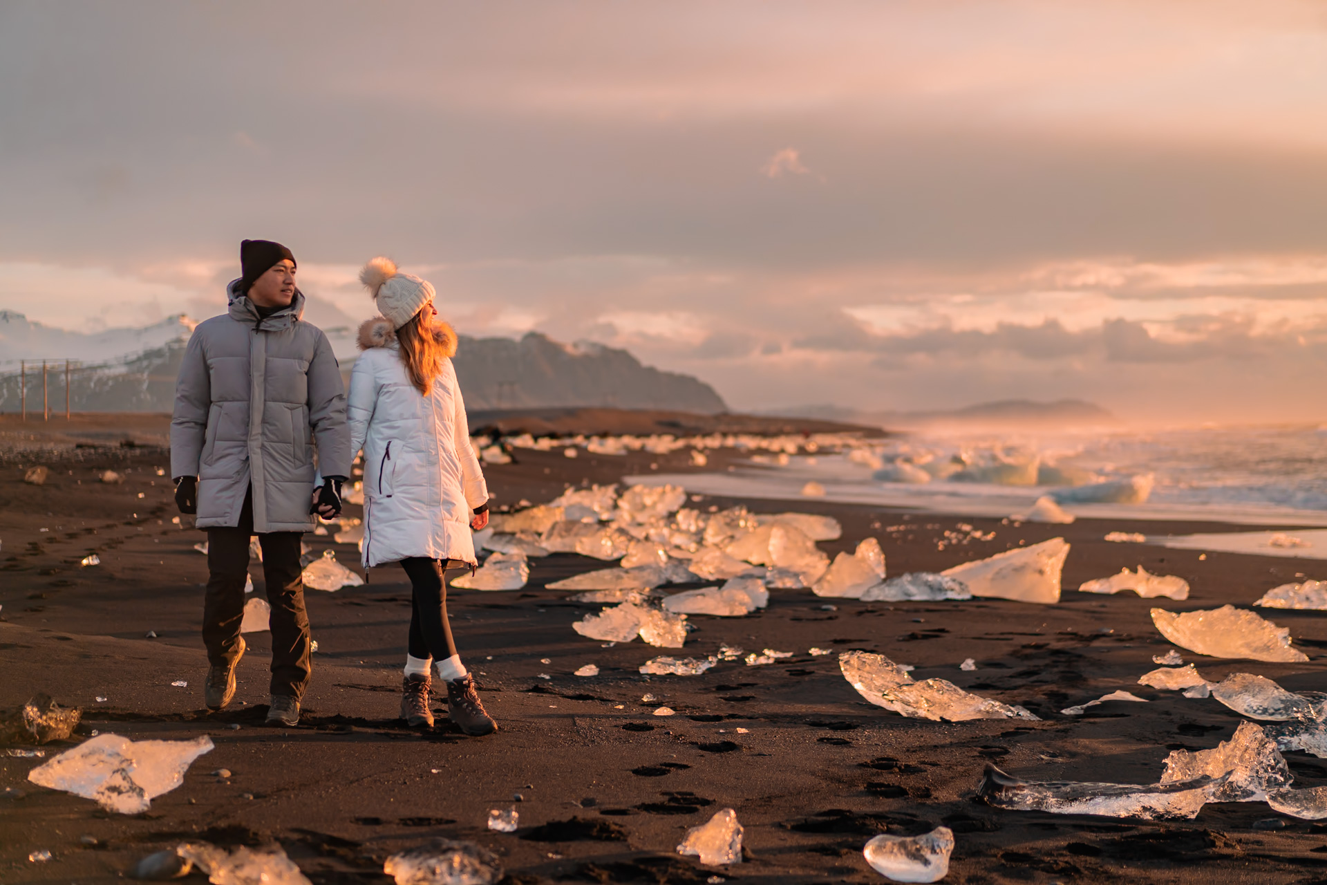 Island Rundreise - Sonnenaufgang am Diamond Beach