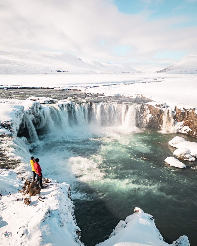 Island Rundreise - Blick auf den Godafoss Wasserfall 